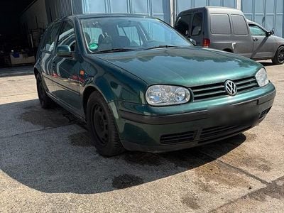 VW Golf IV