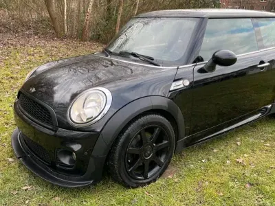 Usata Mini Cooper 90 CV (66 kW) 2009 Nero Utilitaria