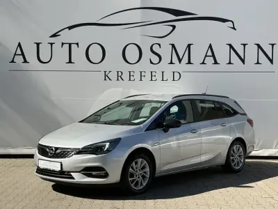 Gebraucht Opel Astra Business 122 PS (89 kW) 2022 Argon silber/ice silver (m2) Kleinwagen