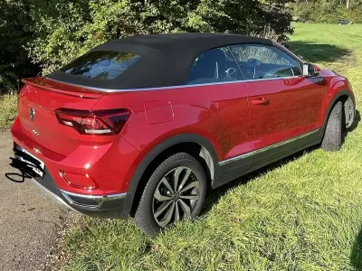 Gebraucht VW T-Roc Cabriolet Style 110 PS (80 kW) 2023 Rot Cabrio