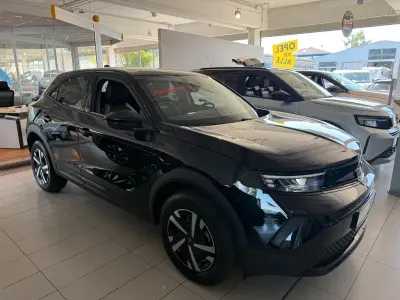 Neu Opel Mokka Edition 136 PS (100 kW) 2026 Schwarz SUV