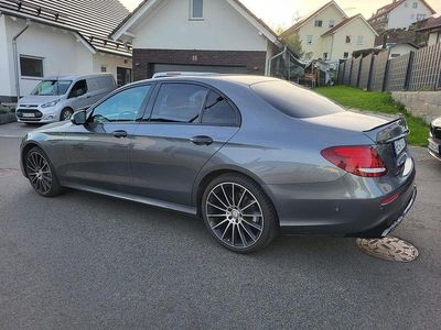 Gebraucht Mercedes E350 AMG 258 PS (189 kW) 2016 Grau Limousine