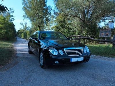 Mercedes E280