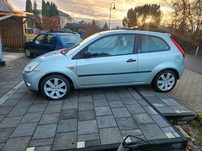 gebraucht Ford Fiesta 