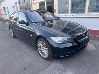 Gebraucht BMW 330 Sport Line 258 PS (189 kW) 2006 Schwarz Kombi