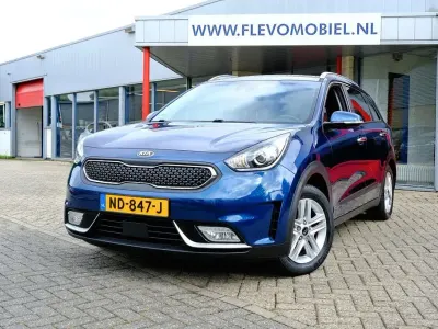 Gebraucht Kia Niro 105 PS (77 kW) 2017 Blau SUV