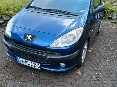 Gebraucht Peugeot 1007 Filou 73 PS (53 kW) 2006 Blau Van / Kleinbus