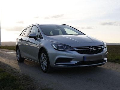 Second-hand Opel Astra 136 CP (100 kW) 2018 Argintiu Break