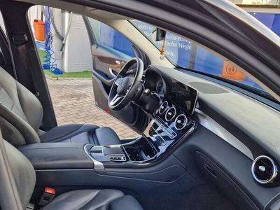 Mercedes GLC220
