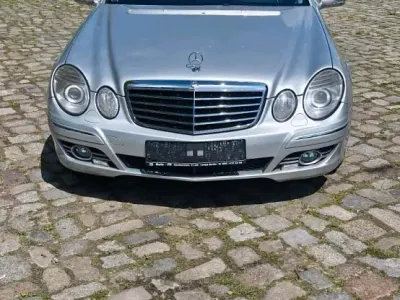 Używany Mercedes E280