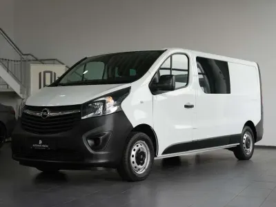 Gebraucht Opel Vivaro-e Combi 125 PS (91 kW) 2019 Casabl/arctic/eisweiss/kaolin Van / Kleinbus