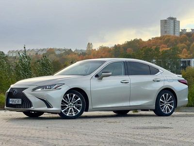 Lexus ES300