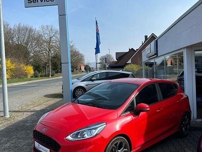 Usata Ford Fiesta ST-Line 125 CV (91 kW) 2018 Rosso Utilitaria