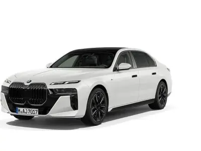 Gebraucht BMW 740 M Sport 299 PS (219 kW) 2025 Weiß Limousine