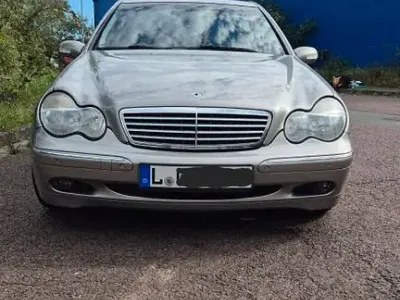Gebraucht Mercedes C180 Classic 143 PS (105 kW) 2003 Limousine