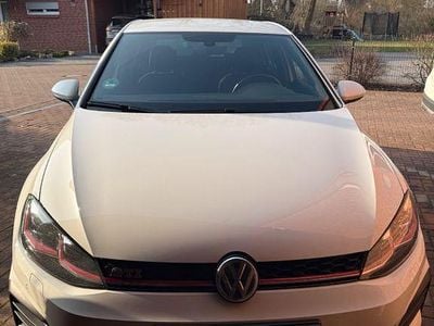 Gebraucht VW Golf VII GTI 245 PS (180 kW) 2019 Weiß Limousine