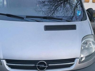 Gebraucht Opel Vivaro 80 PS (58 kW) 2005 Silber Van / Kleinbus