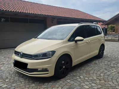 Gebraucht VW Touran Sound 150 PS (110 kW) 2016 Beige Van / Kleinbus