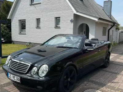 Gebraucht Mercedes CLK200 163 PS (119 kW) 2000 Schwarz Cabrio