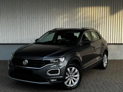 Gebraucht VW T-Roc 150 PS (110 kW) 2020 Grau SUV