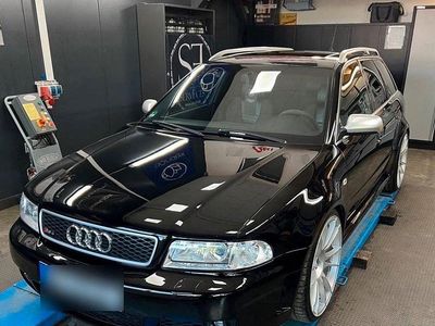 Second-hand Audi RS4 381 CP (280 kW) 2000 Negru Break