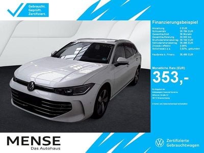 Oryxweiß perlmutteffekt Gebraucht 2025 VW Passat Elegance Kombi | 35.485 € (Superpreis)