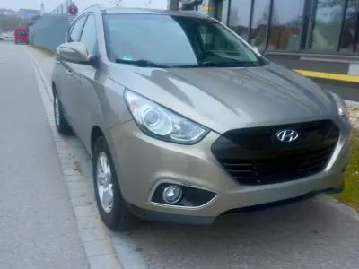 Gebraucht Hyundai ix35 184 PS (135 kW) 2011 Grau SUV