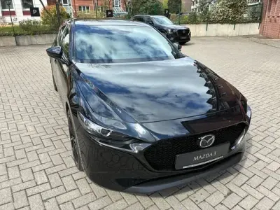 Neu Mazda 3 Homura-Line 140 PS (102 kW) 2025 Schwarz Limousine