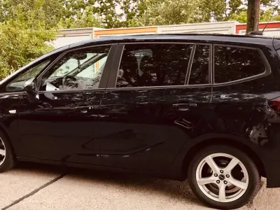 Usata Opel Zafira 136 CV (100 kW) 2018 Blu Monovolume