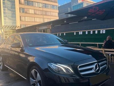 Mercedes E220