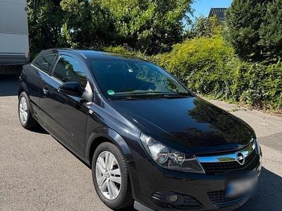 Opel Astra GTC