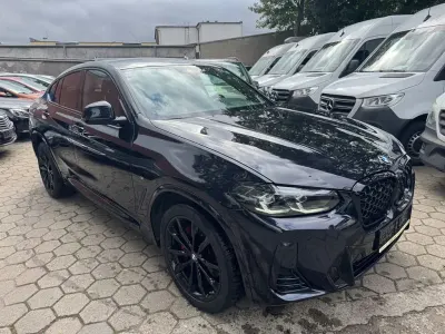 Gebraucht BMW X4 M Sport 190 PS (139 kW) 2023 Schwarz SUV