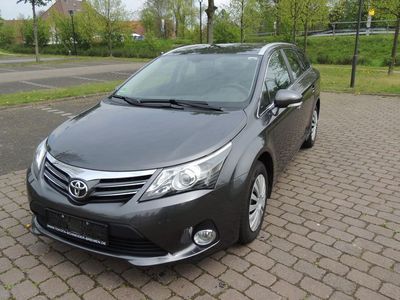 Gebraucht Toyota Avensis 124 PS (91 kW) 2012 Grau metallic Kombi
