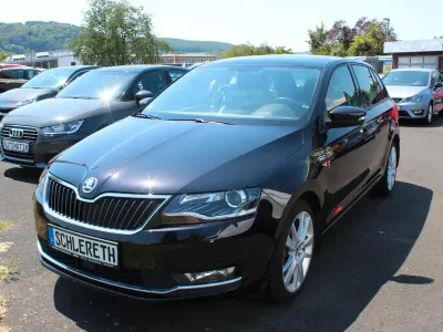 Gebraucht Skoda Rapid Clever 110 PS (80 kW) 2018 Schwarzmagic perleffekt Kleinwagen