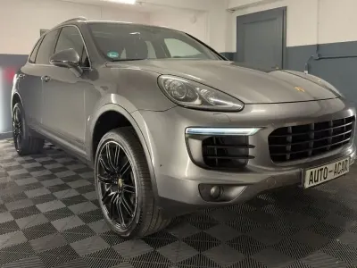 Usata Porsche Cayenne 262 CV (192 kW) 2016 Grigio SUV
