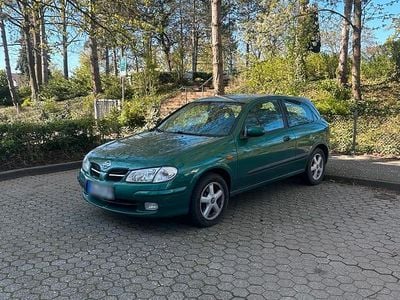 Usata Nissan Almera 115 CV (84 kW) 2002 Verde Utilitaria