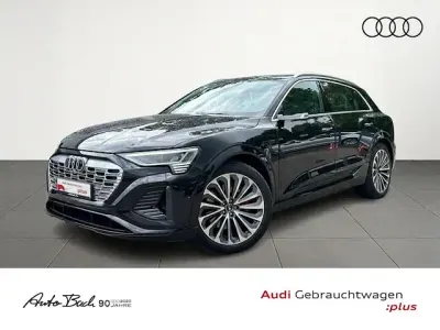 Gebraucht Audi Q8 e-tron S-Line 300 kW (408 PS) 2023 Mythosschwarz metallic SUV