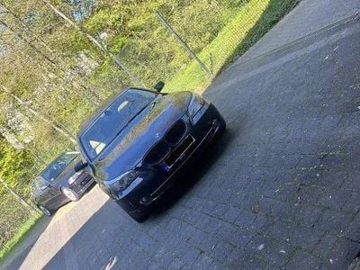 Usata BMW 523 190 CV (139 kW) 2009 Blu Berlina