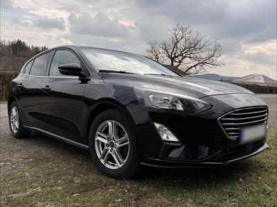 Usata Ford Focus 125 CV (91 kW) 2022 Nero Berlina