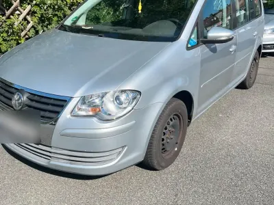 Gebraucht VW Touran 140 PS (102 kW) 2010 Grau Van / Kleinbus