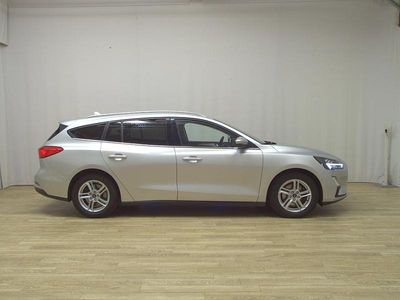 Grau Gebraucht 2021 Ford Focus Trend Kombi | 10.280 € (Fairer Preis)