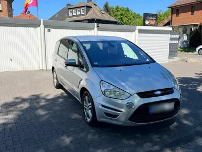 Käytetty Ford S-MAX S 120 HP (88 kW) 2016 Hopea Tila-auto