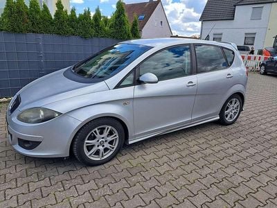 Usata Seat Altea 105 CV (77 kW) 2005 Argento Monovolume