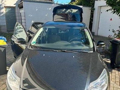 Gebraucht Ford Focus 182 PS (133 kW) 2013 Blau Limousine