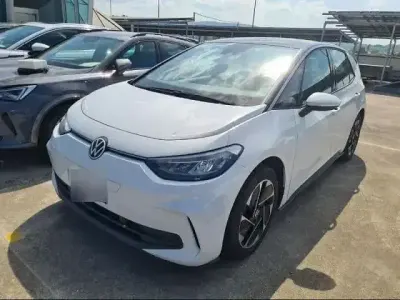 Gebraucht VW ID.3 Pro Performance 150 kW (204 PS) 2023 Gletscherweiß metallic Kleinwagen