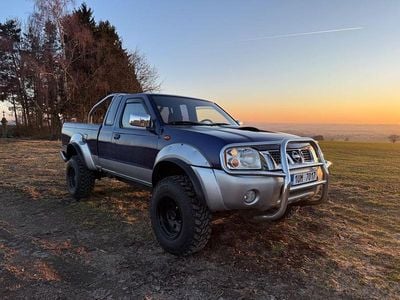 Gebraucht Nissan Navara 133 PS (97 kW) 2004 Blau Abholung