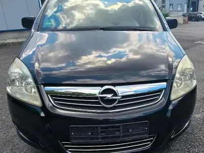 Gebraucht Opel Zafira 115 PS (84 kW) 2009 Schwarz Van / Kleinbus