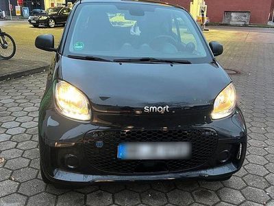 Schwarz Gebraucht 2021 Smart ForTwo Coupé Cabrio | 10.500 € (Guter Preis)