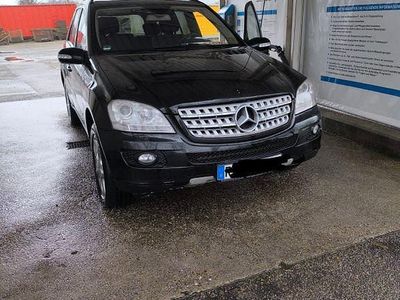 Schwarz Gebraucht 2006 Mercedes ML420 SUV | 6.799 € (Fairer Preis)