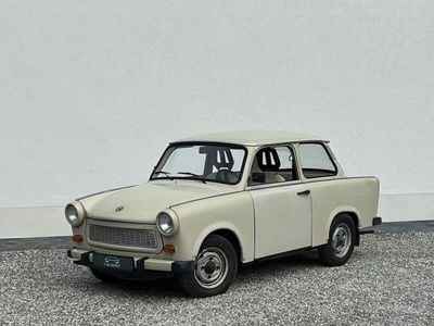 Weiß Gebraucht 1987 Trabant 601 Limousine | 3.999 €